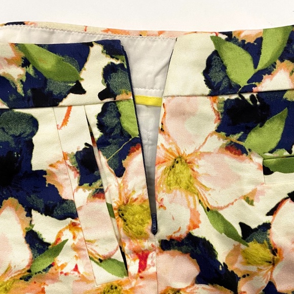 J Crew Floral Chino - Picture 6 of 7